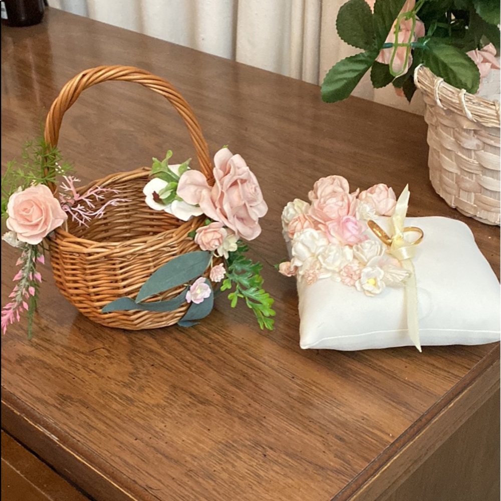 Flower girl basket and ring bearer pillow- only used once